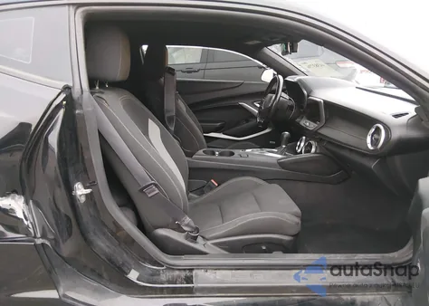 2017 Chevrolet Camaro 1Ls z USA, uszkodzony, nr VIN 1G1FA1RS5H0182414